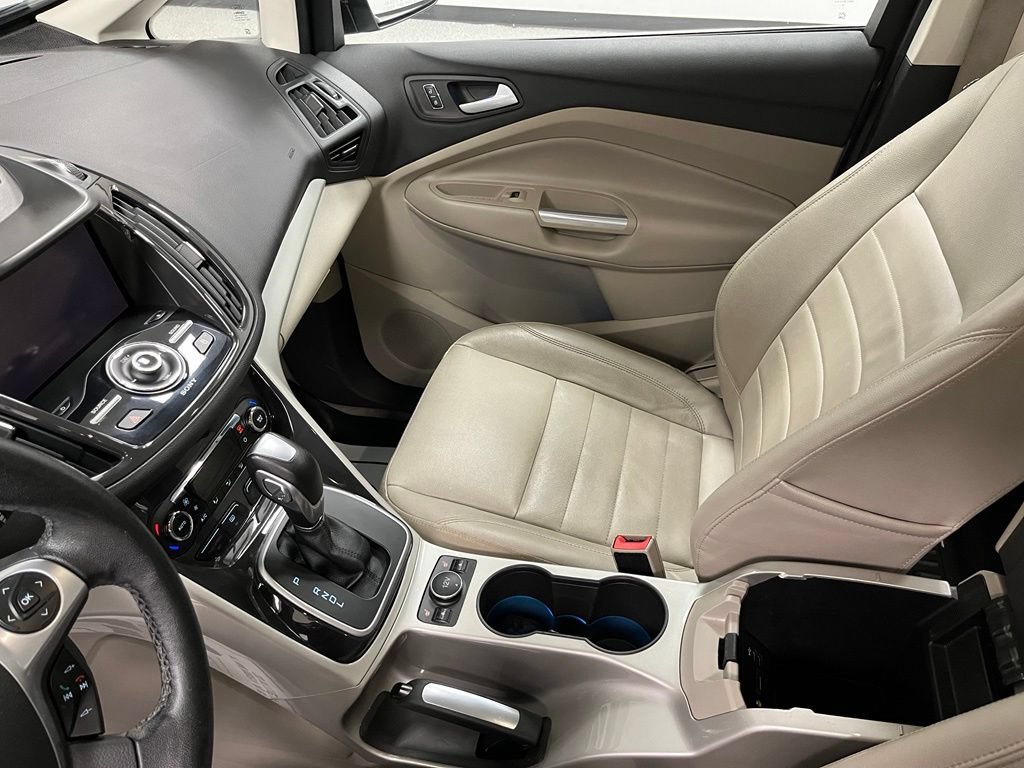 Used 2014 Ford C-MAX SEL w/ Equipment Group 302A FWD image 39