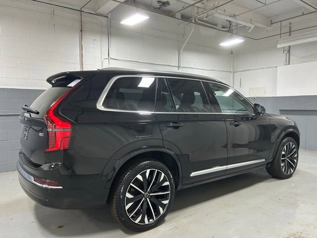 Used 2025 Volvo XC90 B5 Plus AWD/4WD image 3