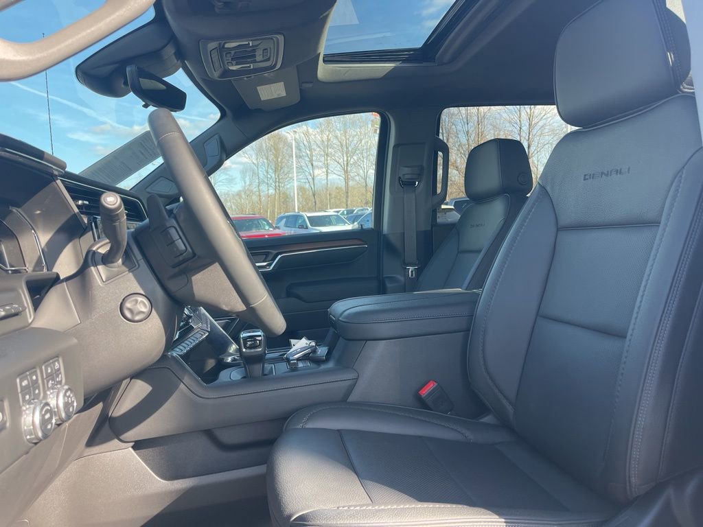 Used 2025 GMC Sierra 1500 Denali w/ Technology Package image 11
