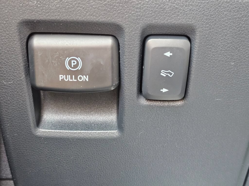 Certified 2023 Ford Expedition Limited AWD/4WD image 31