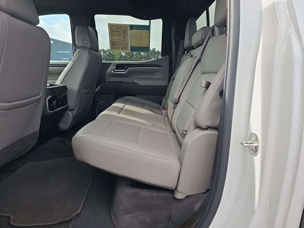 Used 2023 GMC Sierra 1500 SLT w/ SLT Premium Package image 17