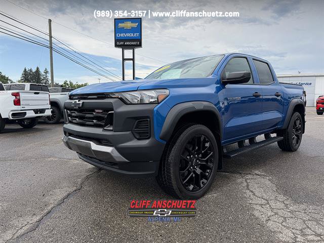 Used 2023 Chevrolet Colorado Trail Boss w/ Advanced Trailering Package AWD/4WD image 1