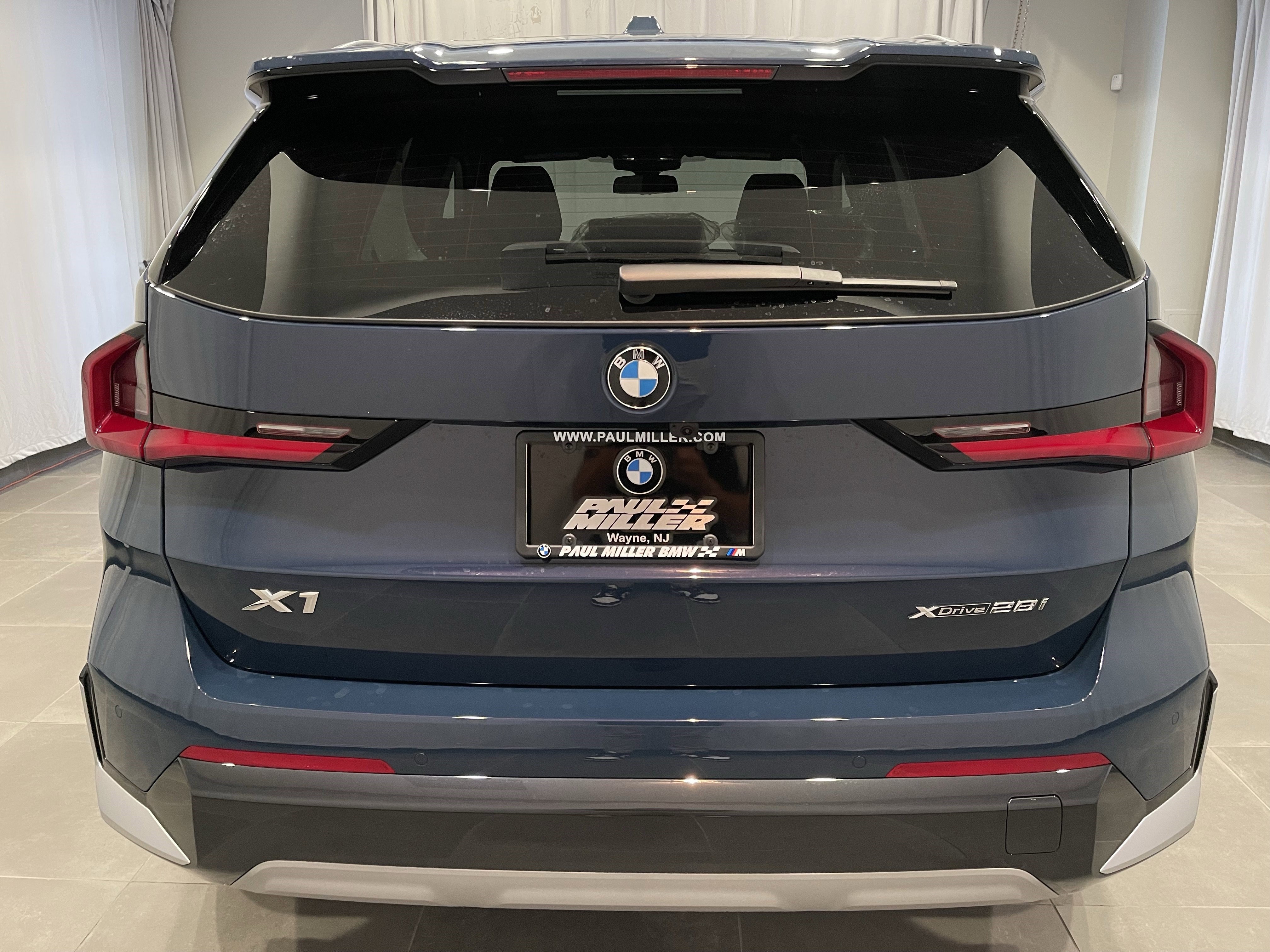 New 2026 BMW X1 xDrive28i w/ Technology Package AWD/4WD image 5