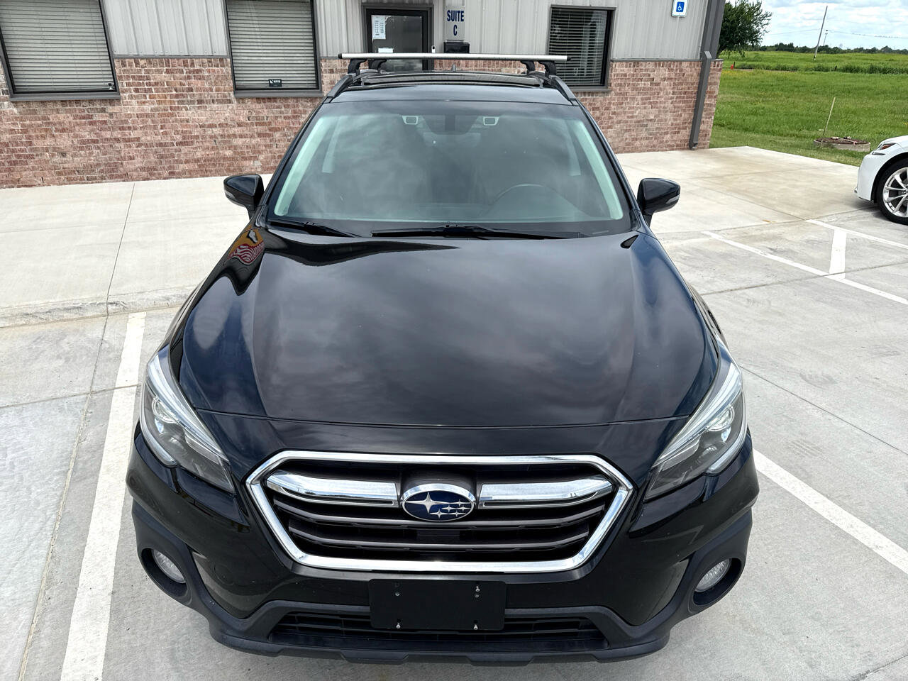 Used 2018 Subaru Outback 2.5i Touring image 4