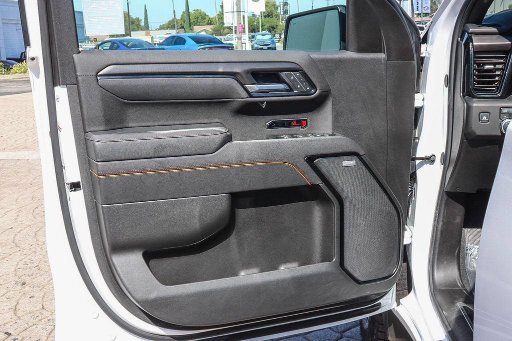 Used 2025 GMC Sierra 1500 AT4 AWD/4WD image 25
