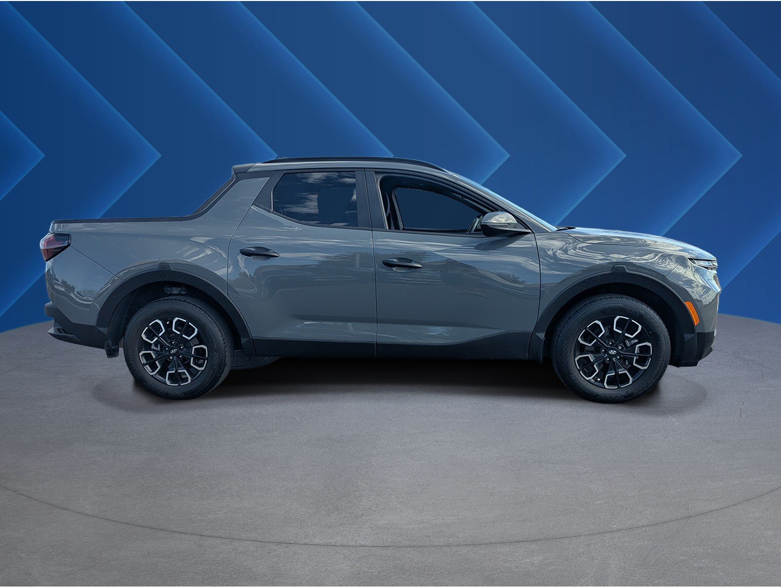 Certified 2023 Hyundai Santa Cruz SEL w/ Activity Package AWD/4WD image 2