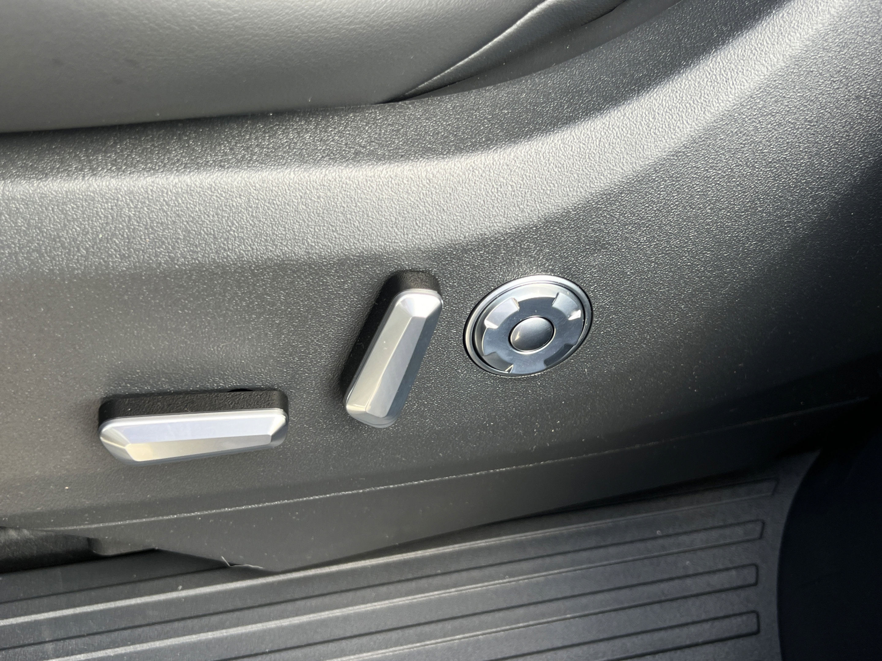 New 2026 Lincoln Navigator Black Label AWD/4WD image 24