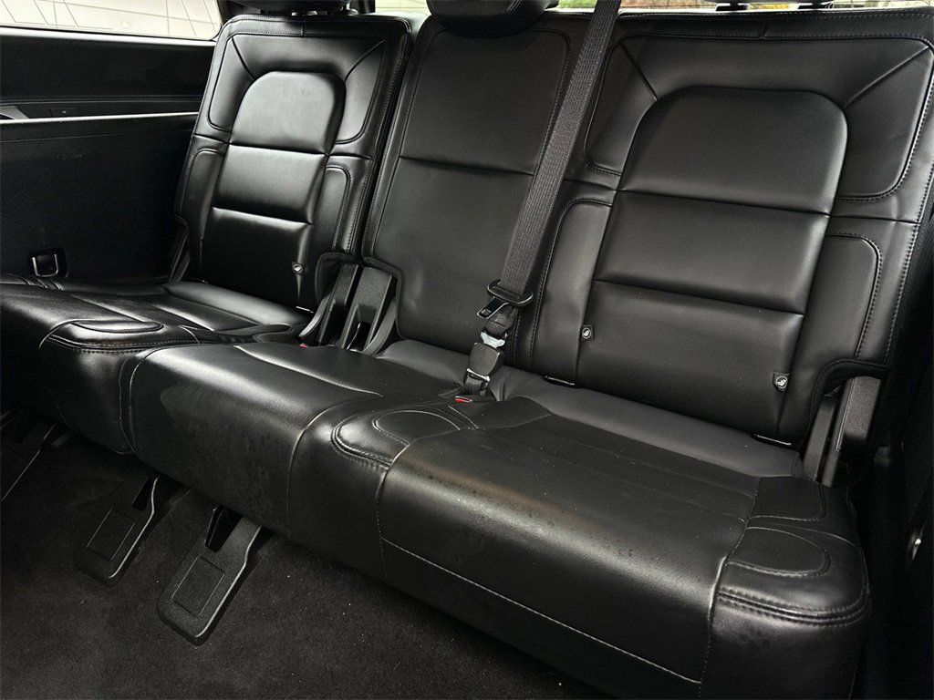 Used 2021 Lincoln Navigator Reserve image 23