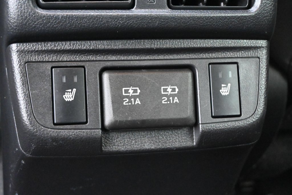 Used 2019 Subaru Outback 2.5i Limited AWD/4WD image 19