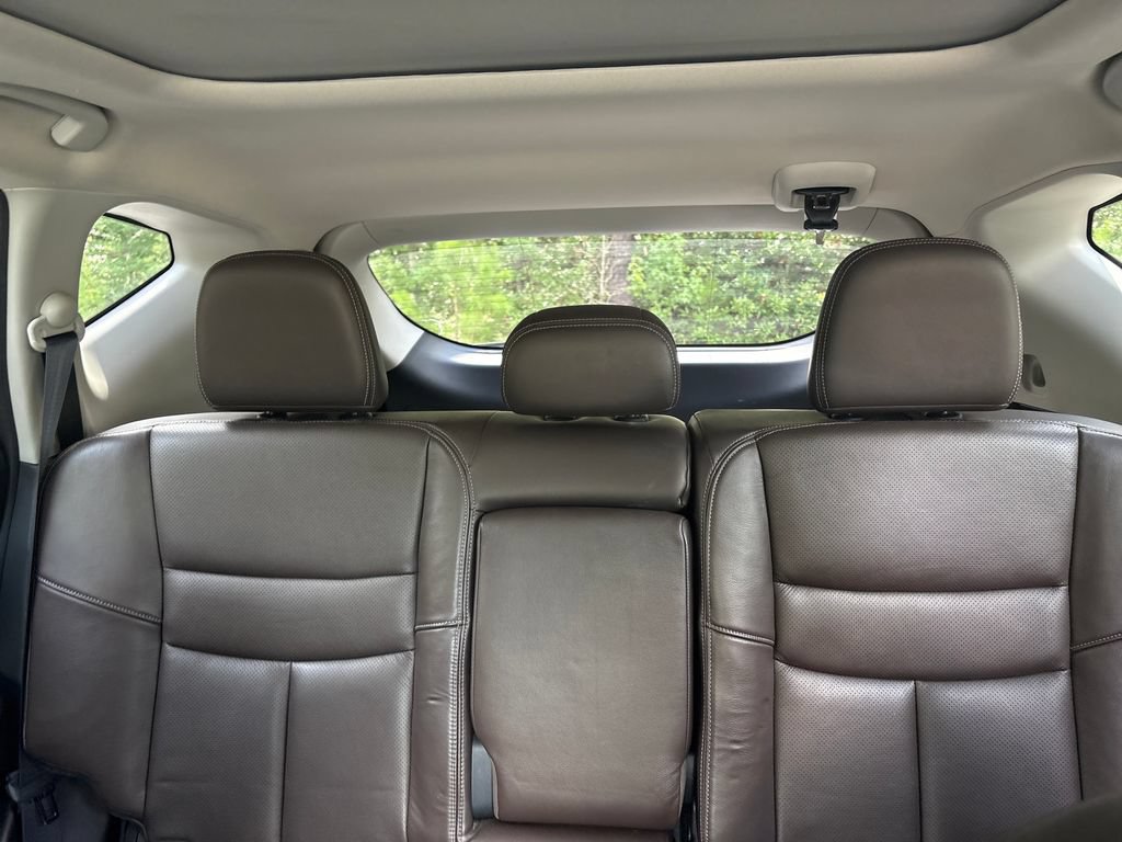 Used 2016 Nissan Murano Platinum w/ Platinum Technology Package FWD image 23