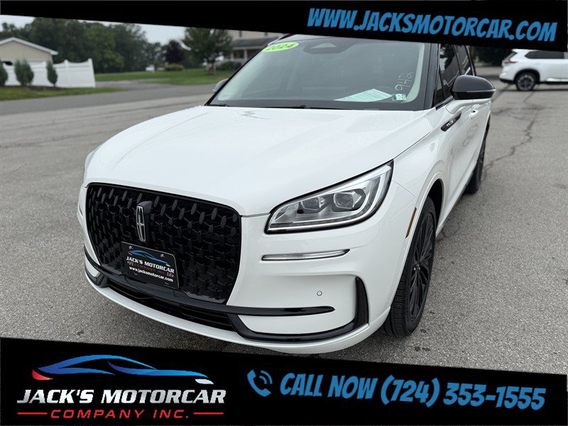 Used 2024 Lincoln Corsair Reserve w/ Equipment Group 201A AWD/4WD image 2