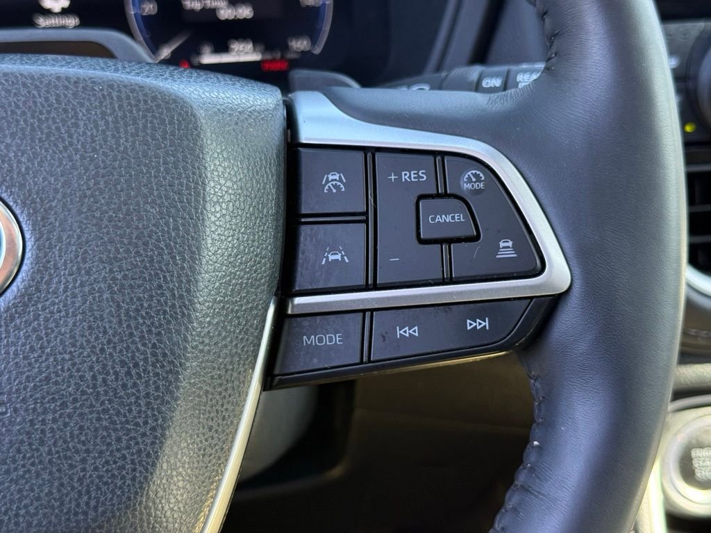 Used 2024 Toyota Grand Highlander Platinum image 32