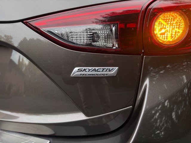 Used 2014 MAZDA MAZDA3 s Grand Touring w/ Technology Package FWD image 42