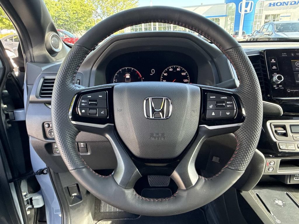 New 2026 Honda Ridgeline Black Edition image 11