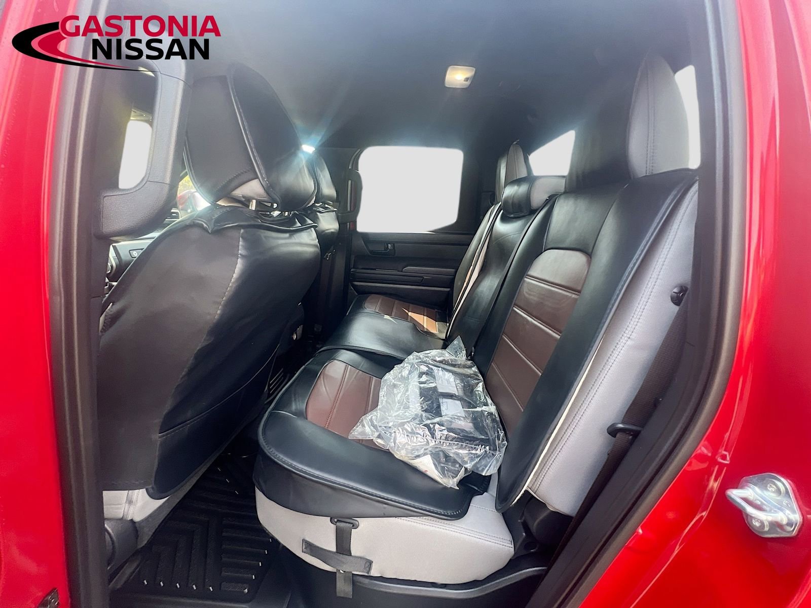 Used 2025 Toyota Tacoma SR5 image 32