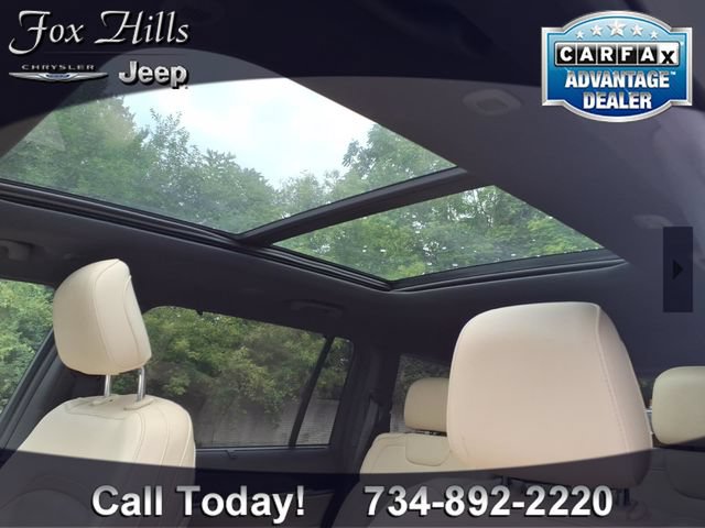 Used 2025 Jeep Grand Cherokee L Limited w/ Luxury Tech Group II AWD/4WD image 17