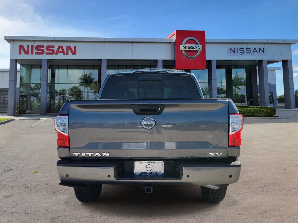 Used 2023 Nissan Titan SV w/ Accessory Utility Package RWD image 5