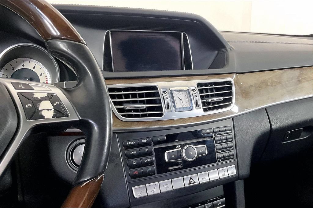Used 2015 Mercedes-Benz E 400 Sedan image 8