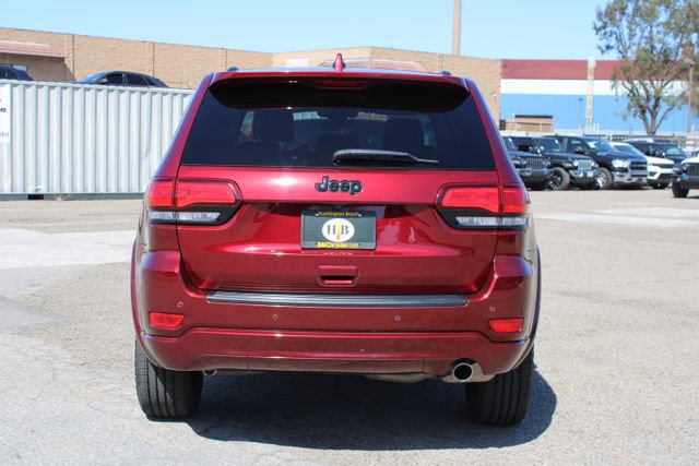 Used 2021 Jeep Grand Cherokee Laredo X image 4