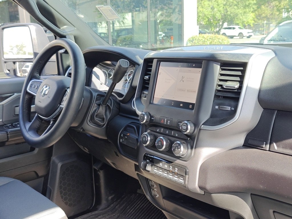 Used 2023 RAM 2500 Big Horn w/ Level 1 Equipment Group image 30