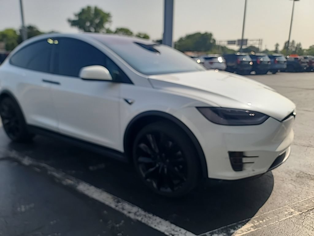 Used 2020 Tesla Model X Long Range AWD/4WD image 1