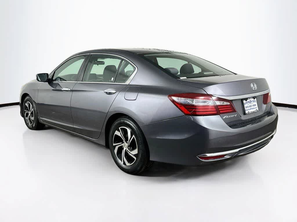 Used 2017 Honda Accord LX image 4