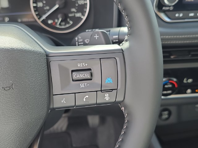 New 2027 Nissan Rogue Dark Armor FWD image 32