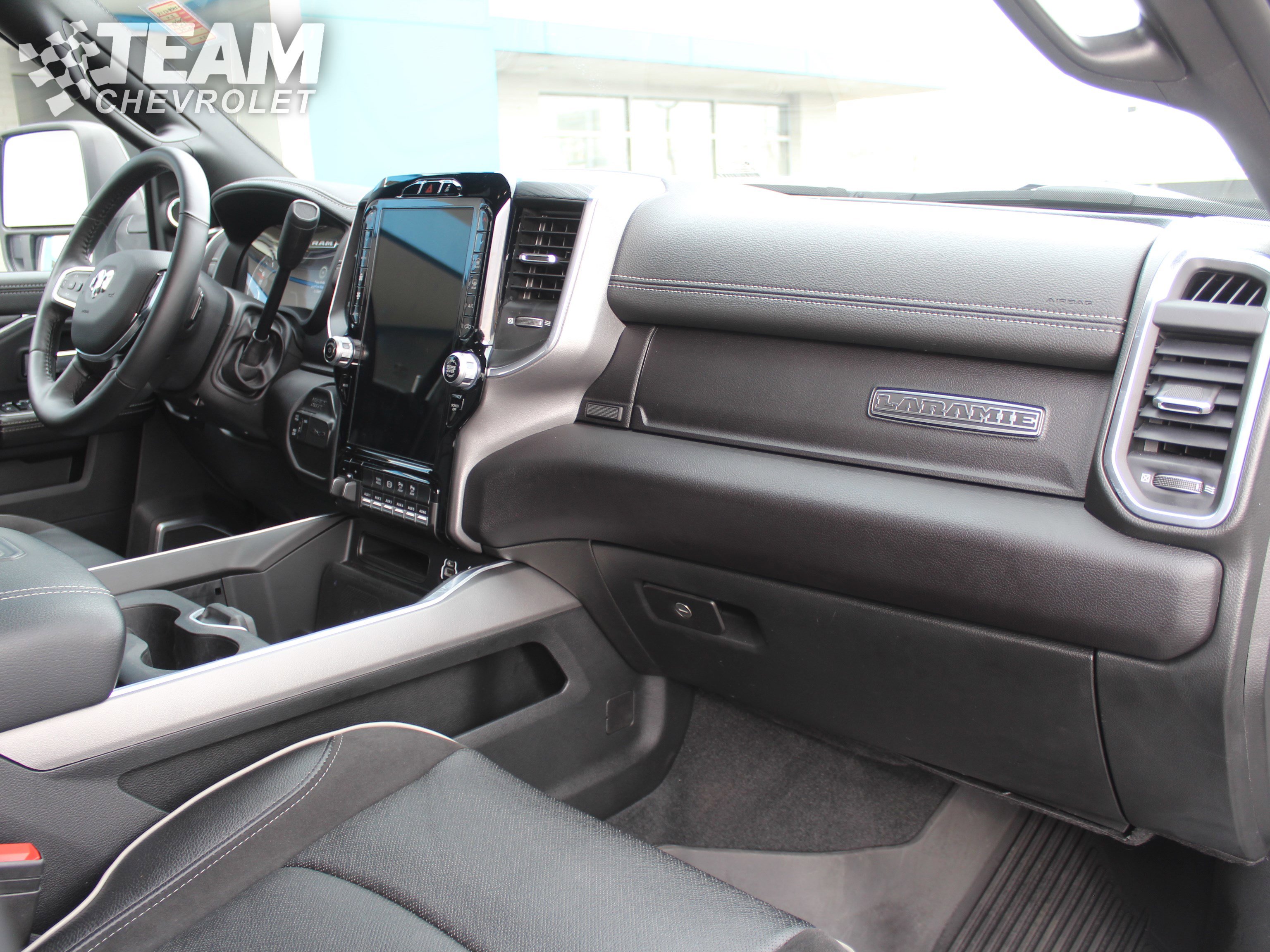 Used 2024 RAM 3500 Laramie w/ Night Edition image 29