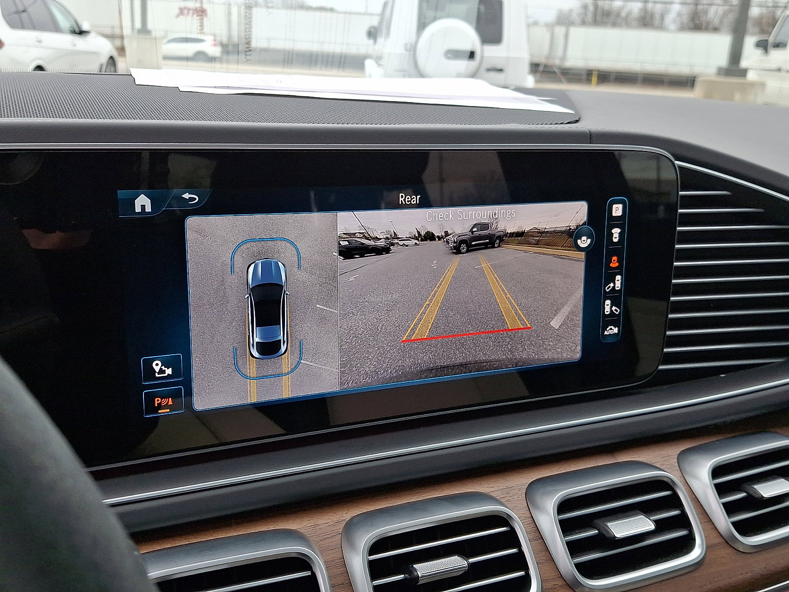 Used 2024 Mercedes-Benz GLE 53 AMG 4MATIC Coupe image 18