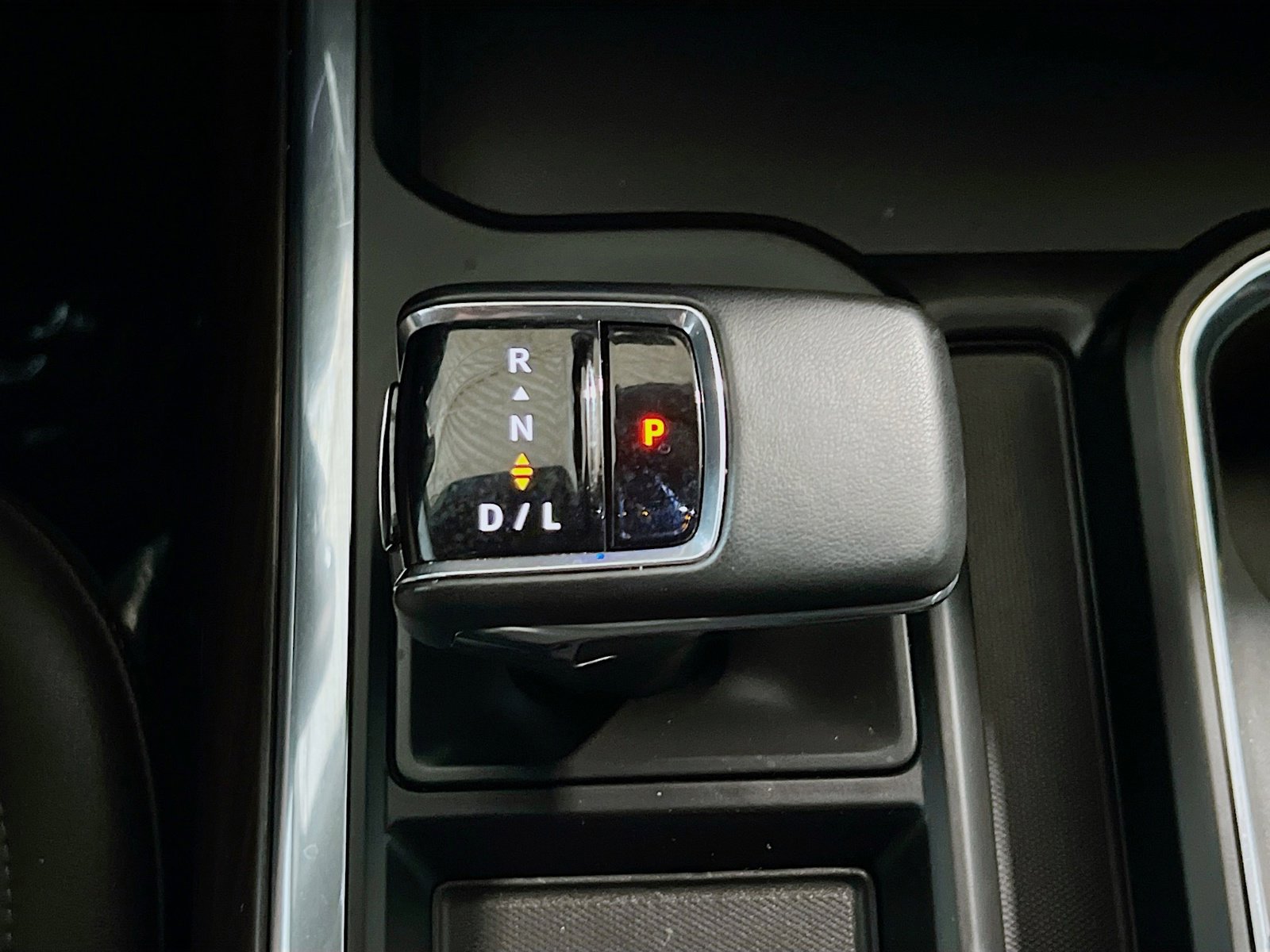 Used 2024 GMC Sierra 1500 SLT w/ SLT Premium Package image 12