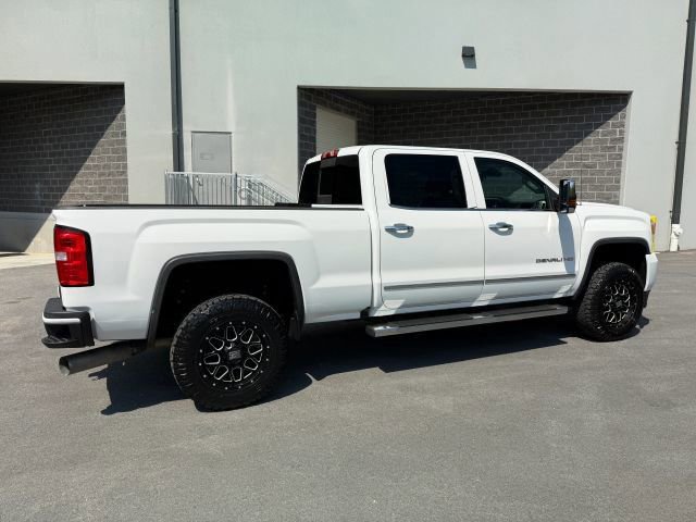 Used 2016 GMC Sierra 3500 Denali w/ Duramax Plus Package AWD/4WD image 9
