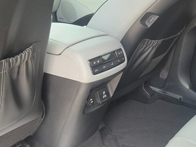 Used 2024 Hyundai Palisade SEL FWD image 22