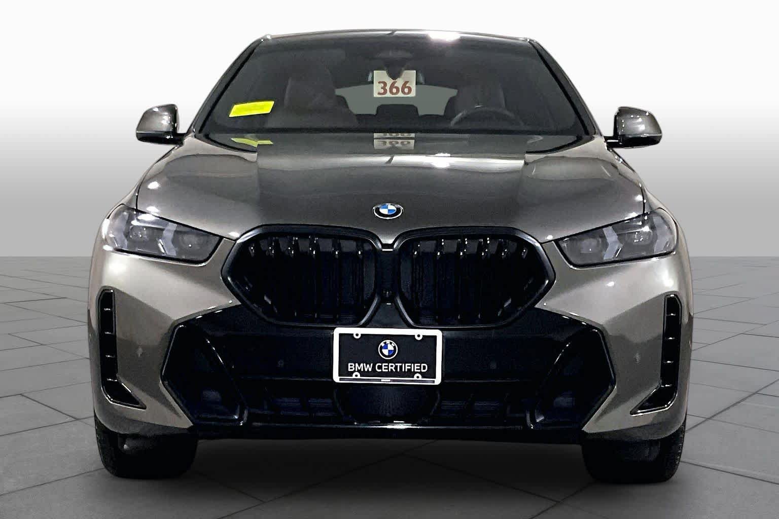 Used 2026 BMW X6 xDrive40i w/ Climate Comfort Package AWD/4WD image 3