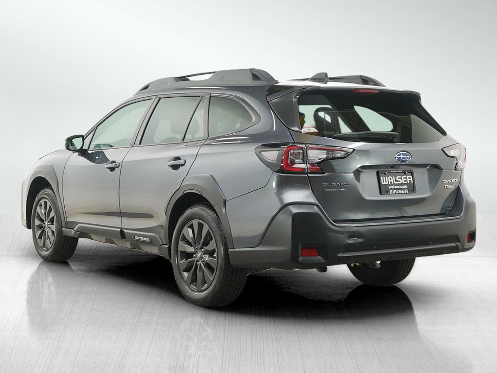 Used 2025 Subaru Outback Onyx Edition image 3