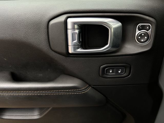 Used 2022 Jeep Wrangler Unlimited Sahara image 26