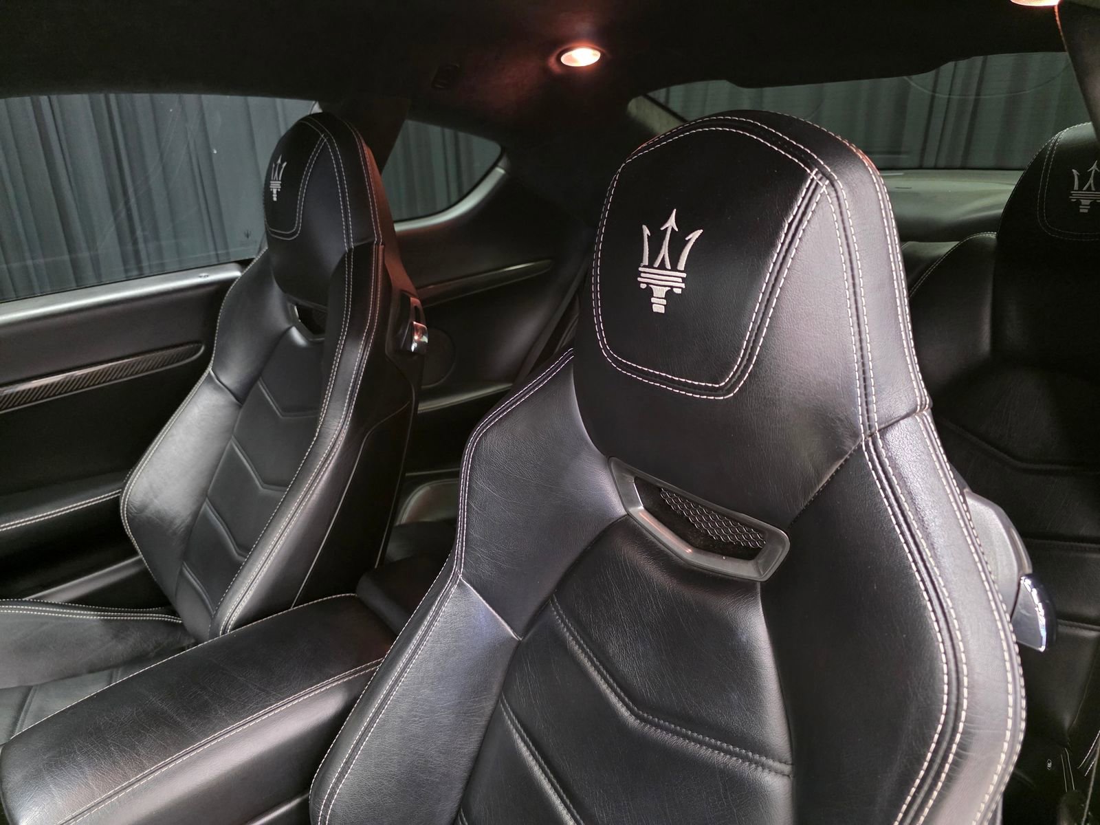 Used 2015 Maserati GranTurismo Sport RWD image 22