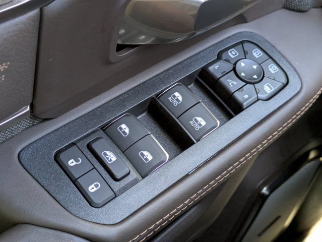 New 2026 RAM 3500 Longhorn AWD/4WD image 24