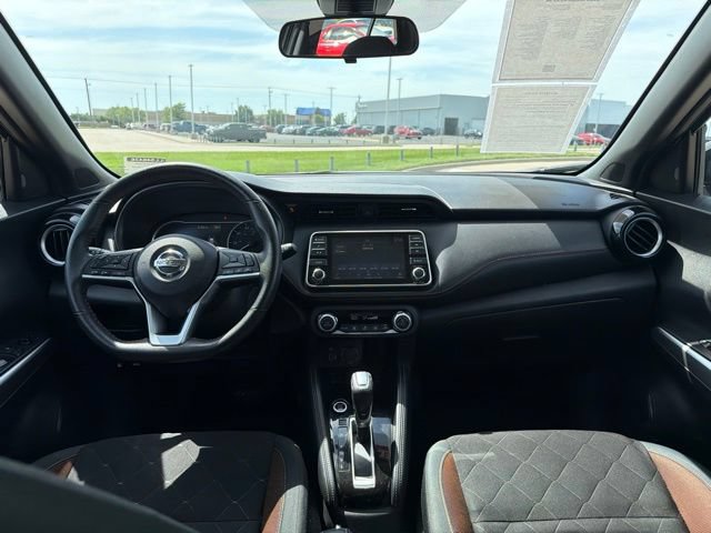 Used 2020 Nissan Kicks SR FWD image 25