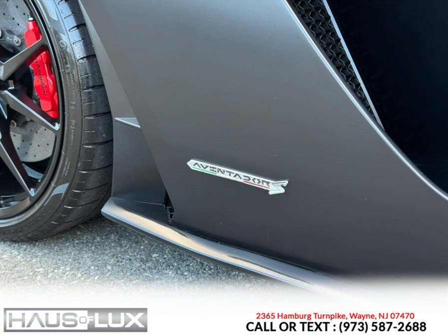 Used 2018 Lamborghini Aventador S AWD/4WD image 25