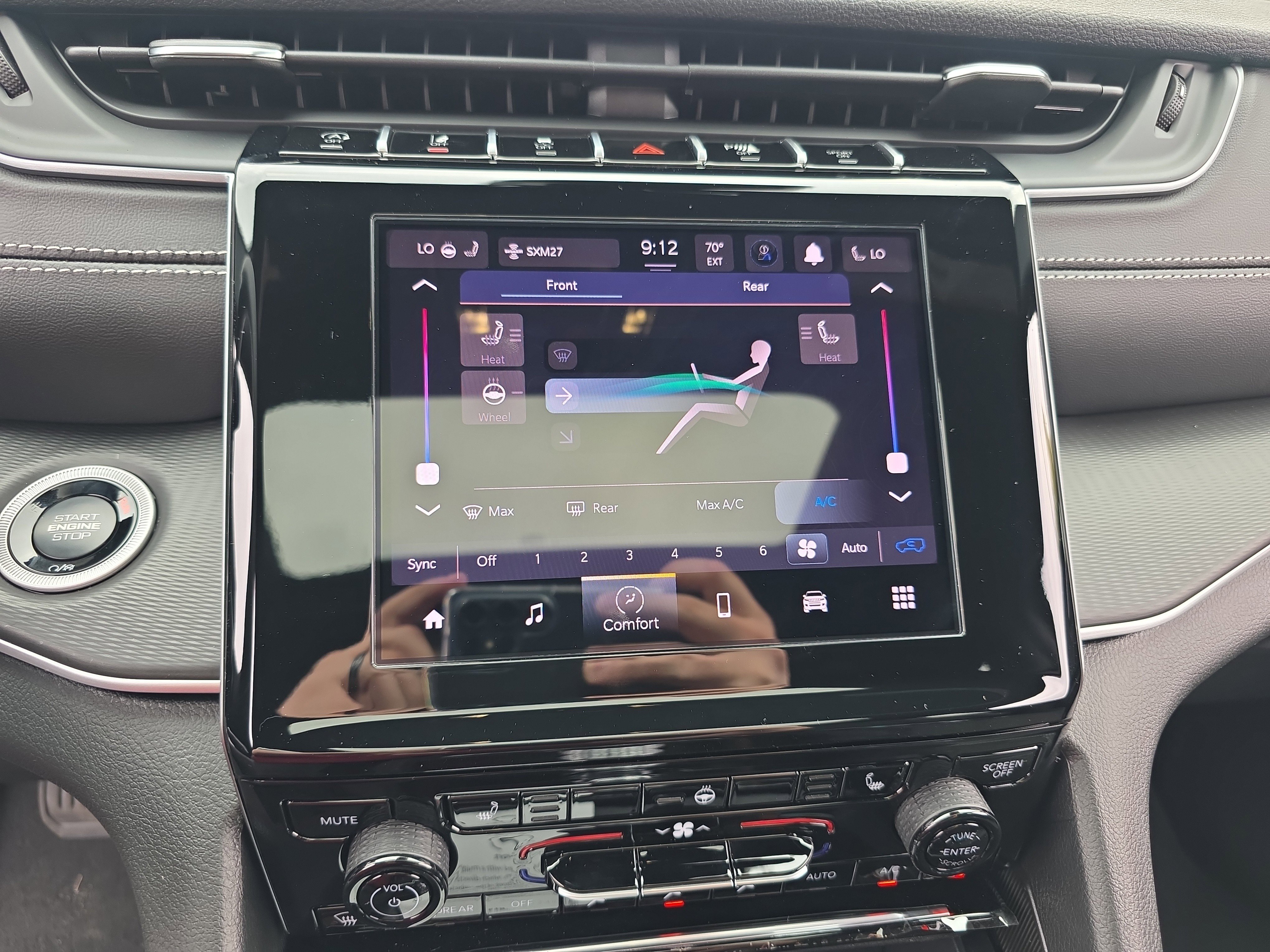 New 2025 Jeep Grand Cherokee L Altitude image 5