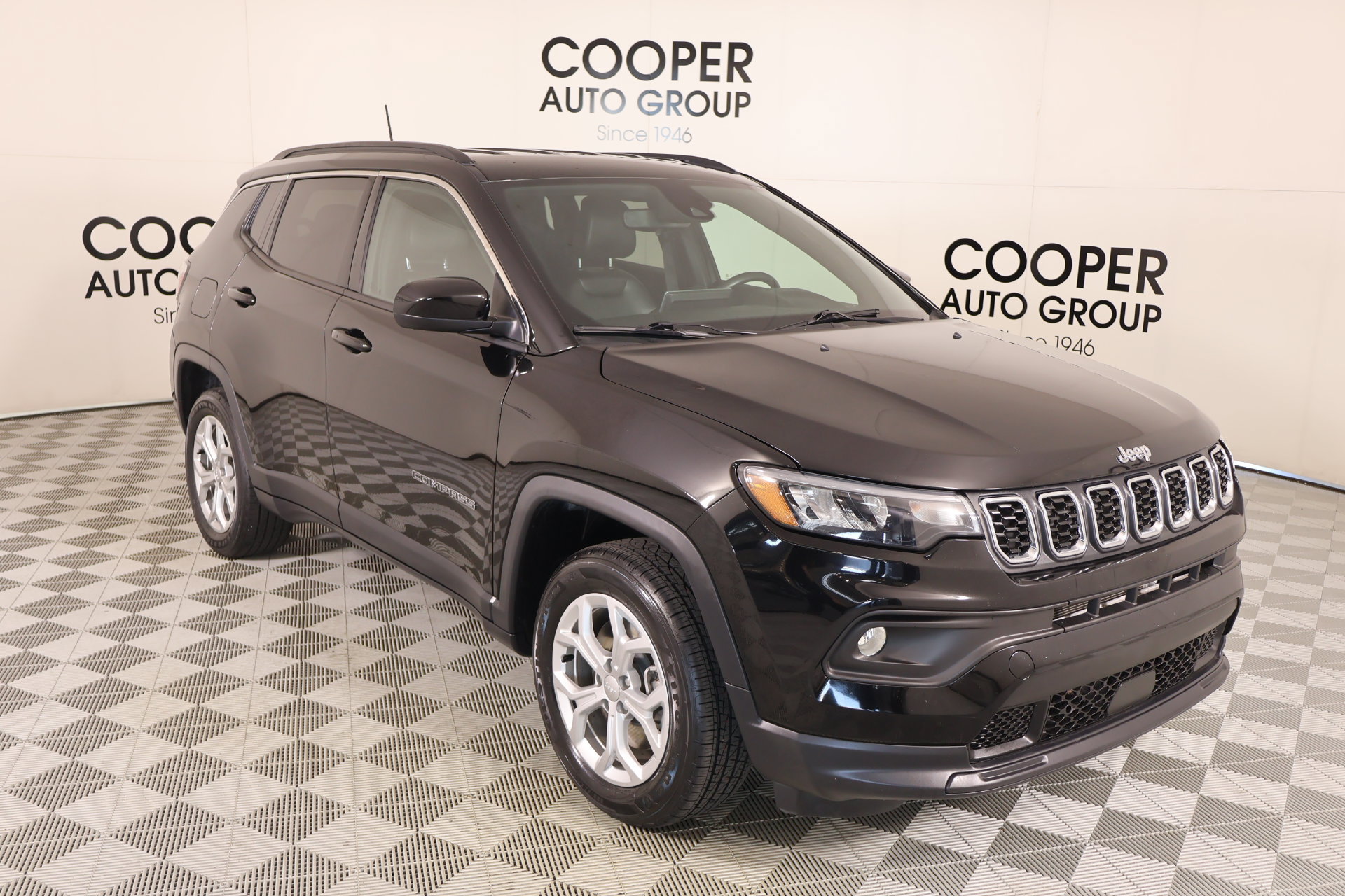 Used 2024 Jeep Compass Latitude