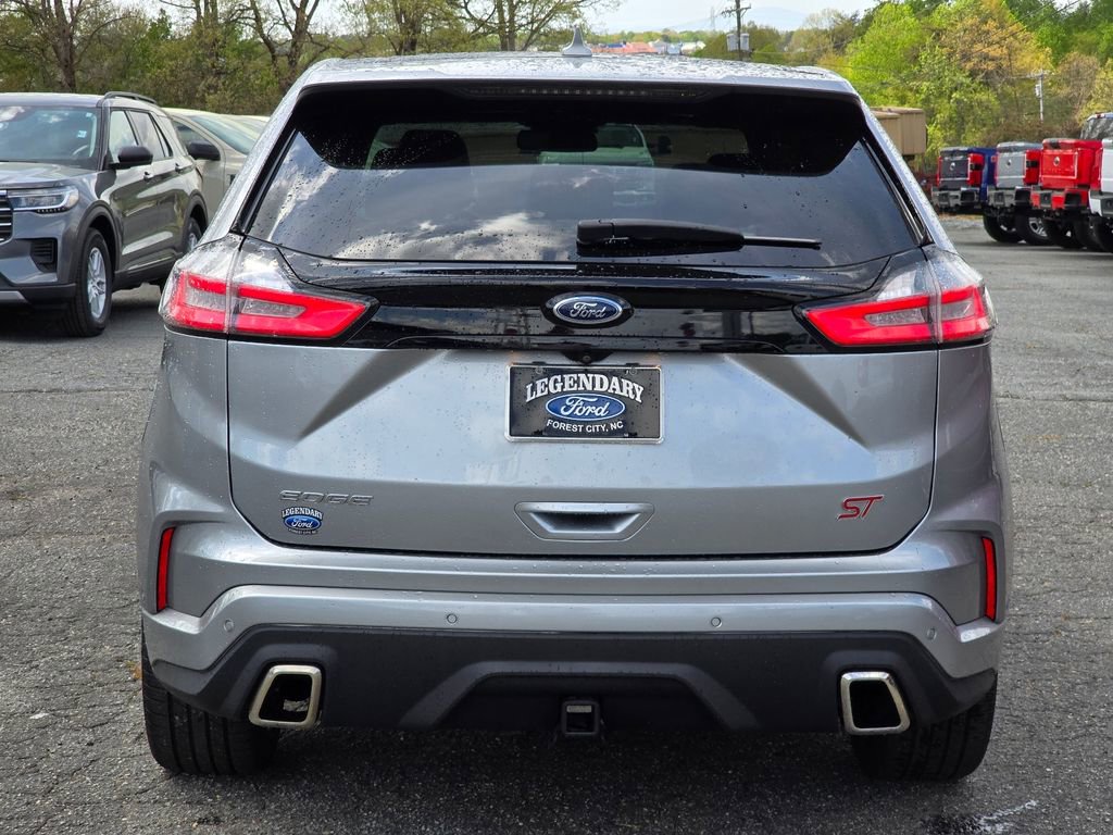 Used 2020 Ford Edge ST w/ Equipment Group 401A AWD/4WD image 24