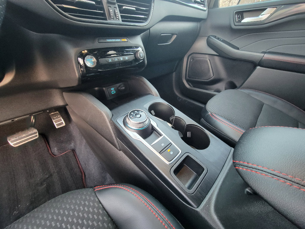 Used 2023 Ford Escape ST-Line w/ Tech Pack #1 image 24