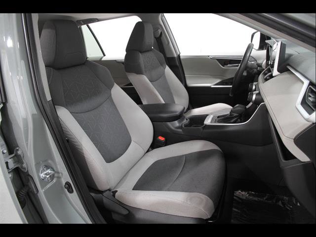 Used 2023 Toyota RAV4 XLE w/ Convenience Package FWD image 17