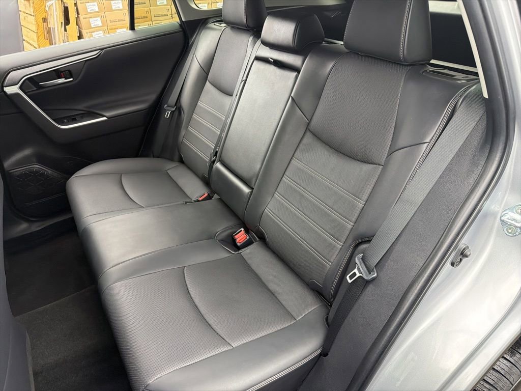 Used 2023 Toyota RAV4 Limited AWD/4WD image 21
