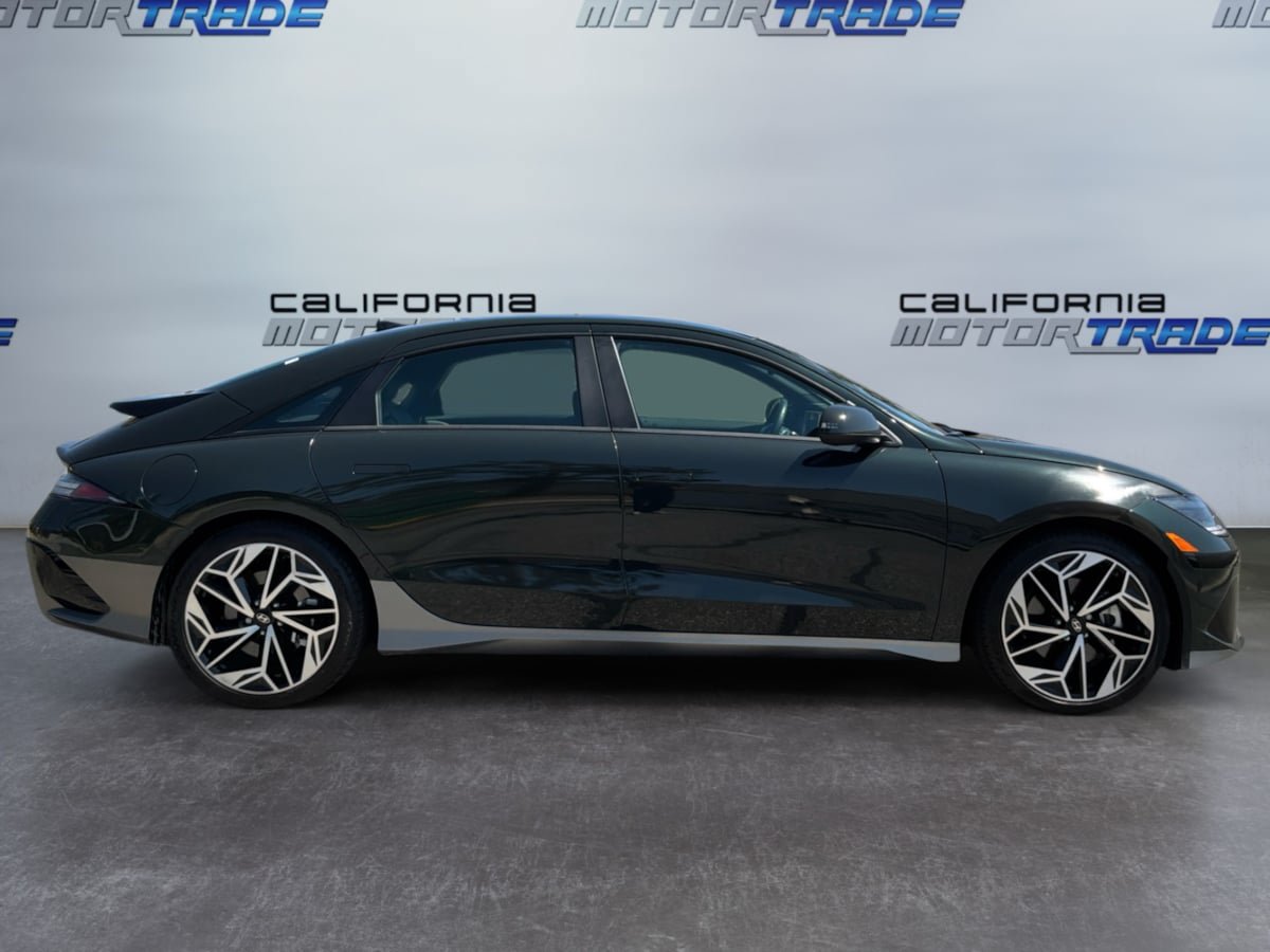 Used 2023 Hyundai Ioniq 6 SEL RWD image 4