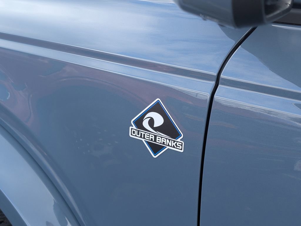 New 2025 Ford Bronco Outer Banks image 16