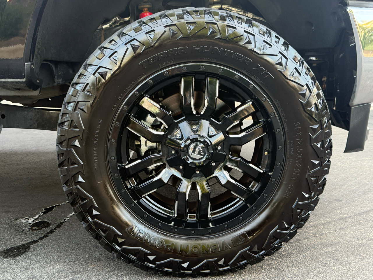 Used 2017 Ford F250 Lariat w/ Lariat Value Package image 40