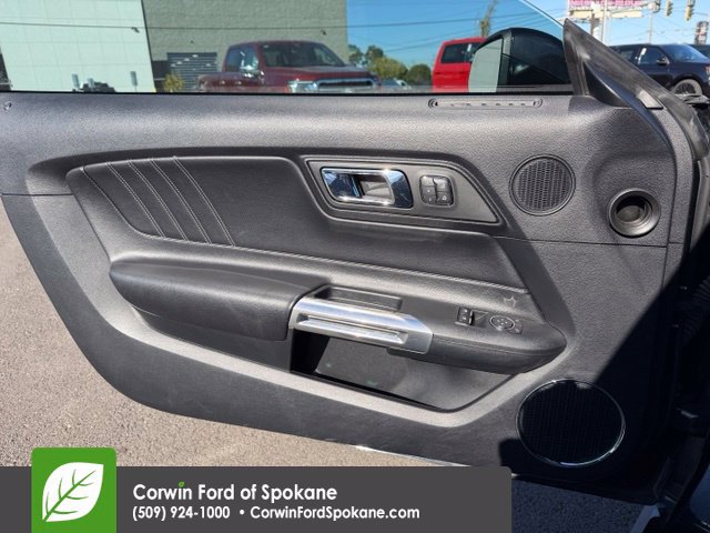Used 2015 Ford Mustang GT Premium w/ Equipment Group 401A RWD image 17