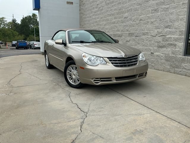 Used 2008 Chrysler Sebring Touring FWD image 1